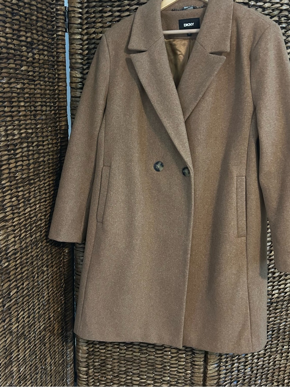 DKNY Camel Tan XL Double-Breasted Long Coat / Tailored Overcoat